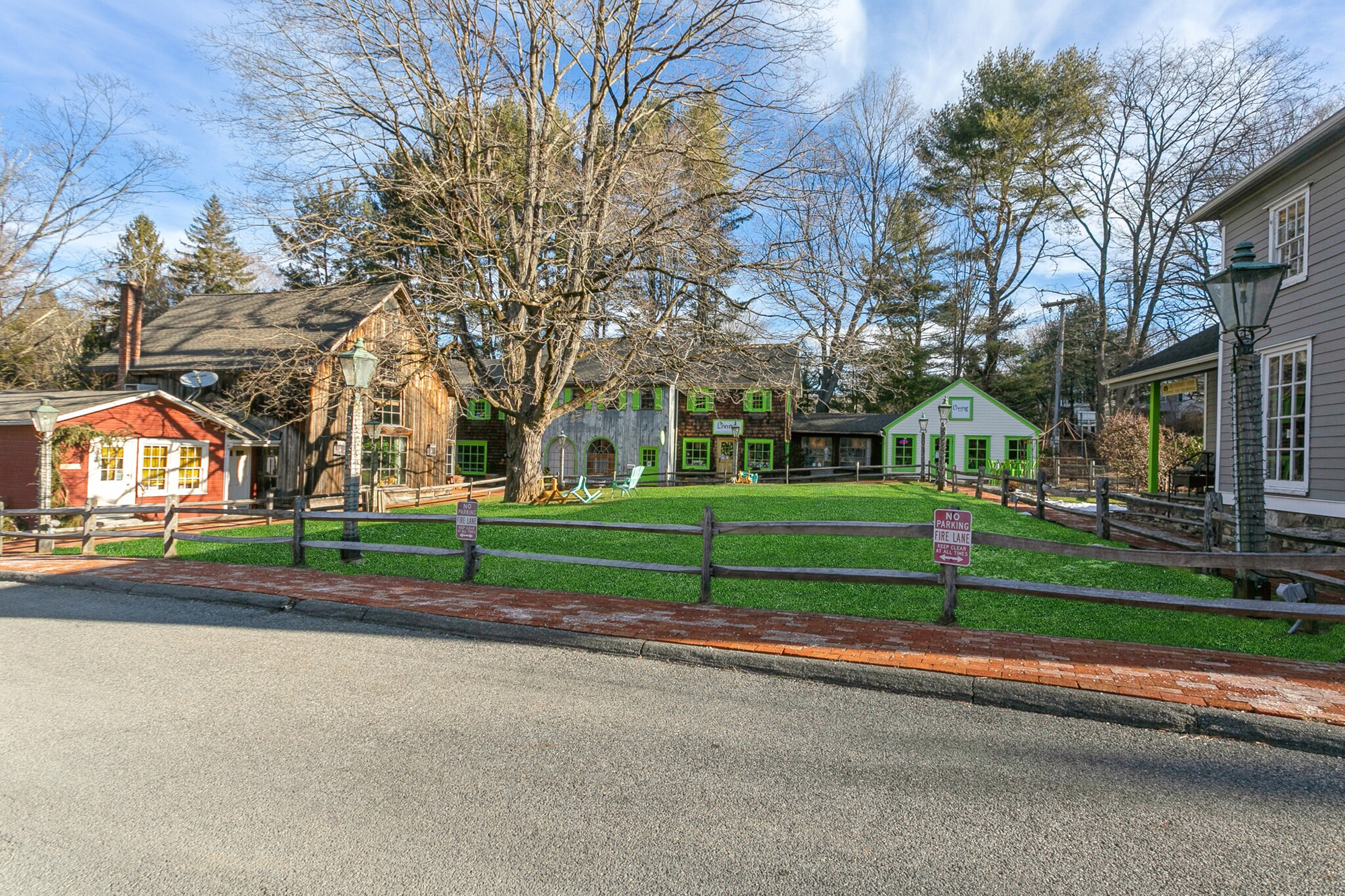 792 Route 35 Cross River