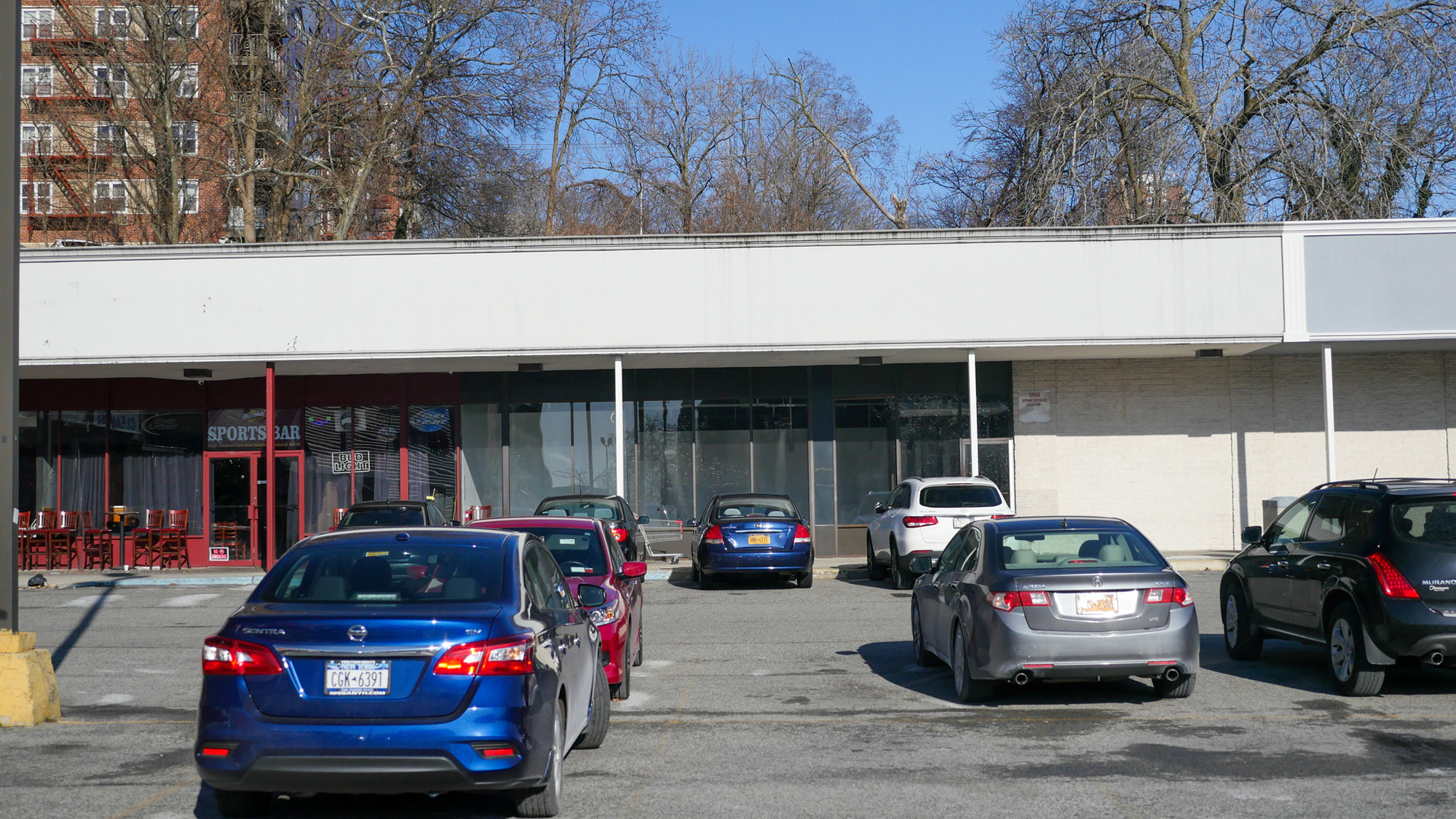 1703-1745 Central Park