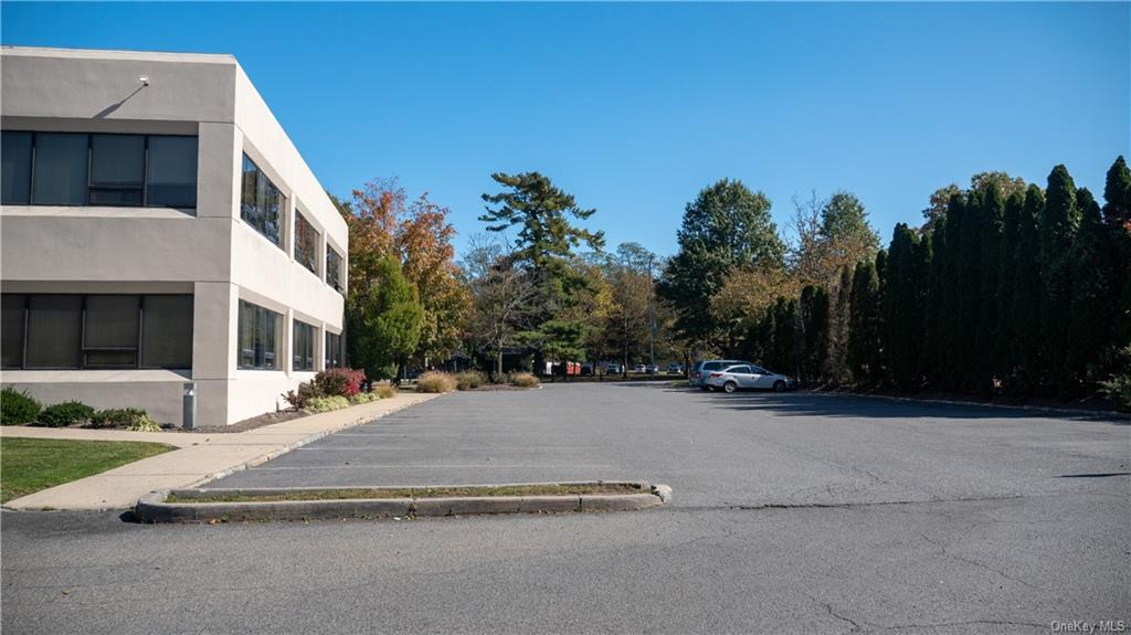 1825 Commerce Street