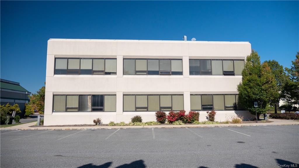 1825 Commerce Street